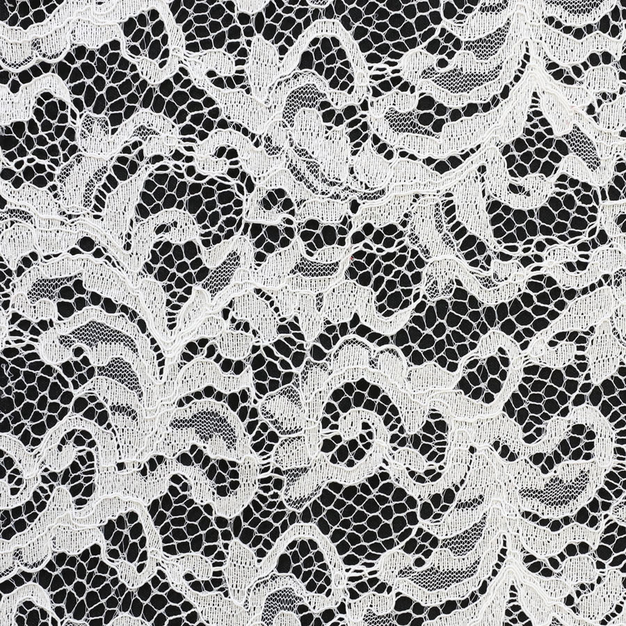 Venezia lace swatch